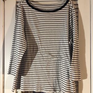 Time and Tru - women’s top XL